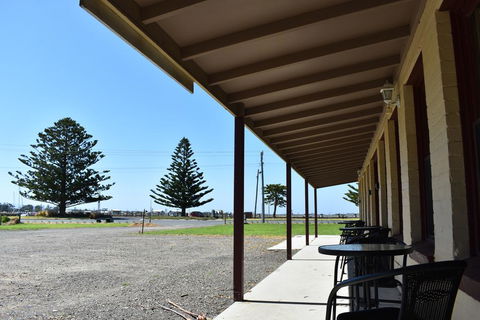 Port Albert Motel - Accommodation Australia 3