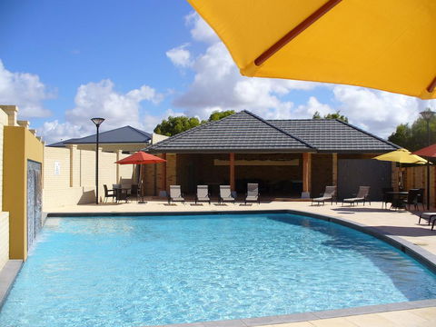 Port Denison Beach Resort - Accommodation Australia 0