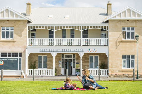 Port Elliot Beach House YHA - Accommodation Australia 1