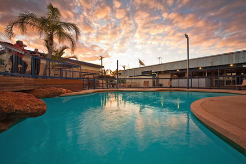 Potshot Hotel Resort - Accommodation Australia 0