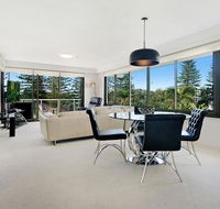 Private Apartment - Central Broadbeach - Accommodation Australia