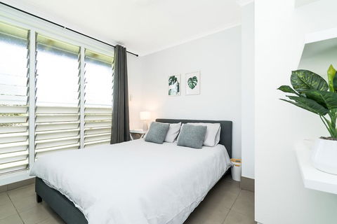 Private Pool, Big Backyard, Aircon - Paradise! - Accommodation Australia 3