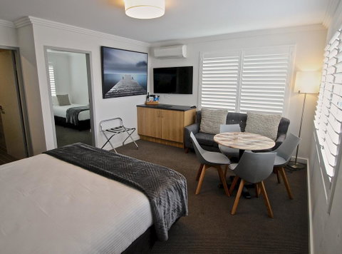 Quays Hotel - Accommodation Australia 2
