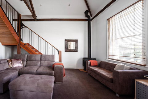 Raffless - Accommodation Australia 3