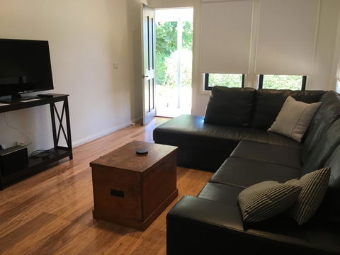 Rail Trail Cottage - Accommodation Australia 1