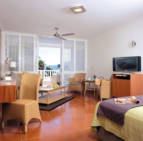 Ramada By Wyndham Cairns City Centre - Accommodation Australia 1