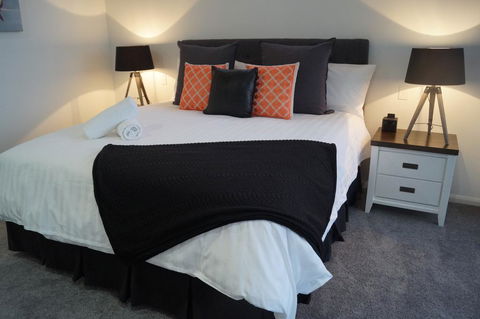 Ray Of Sunshine - Accommodation Australia 3