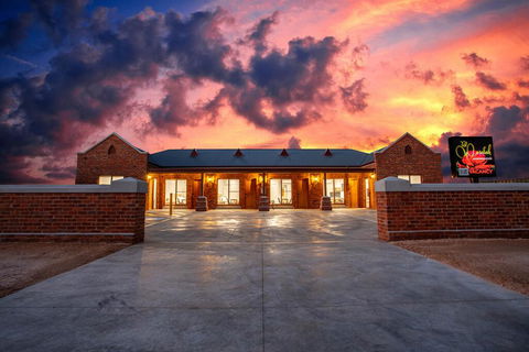 Red Waratah Accommodation - Accommodation Australia 1
