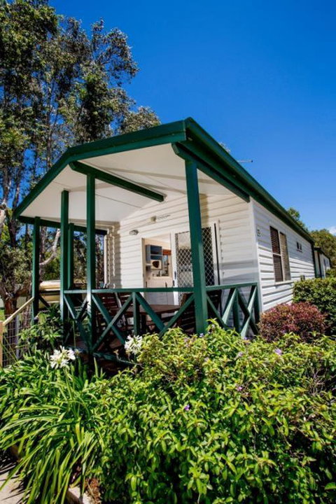 Reflections Holiday Parks Scotts Head - Local Tourism 3