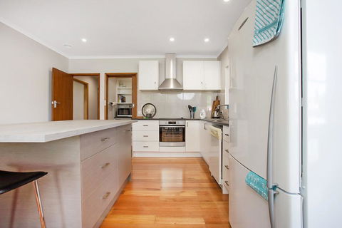 Refuge - Accommodation Australia 2