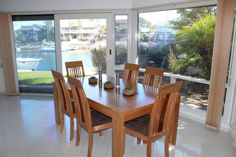 Relax At The Marina - Accommodation Australia 0