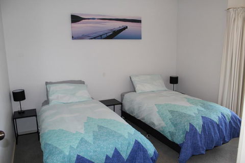 Relax At The Marina - Accommodation Australia 2