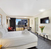 Renovated Stylish Studio - Bed n Breakfasts