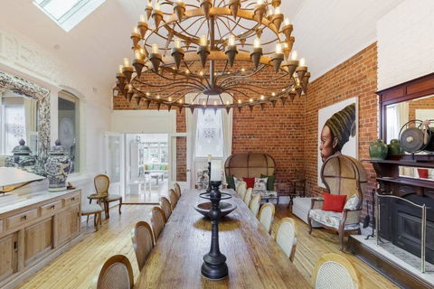 Rent Your Own Historic Hotel For Holidays & Events - Australia Shopping 0
