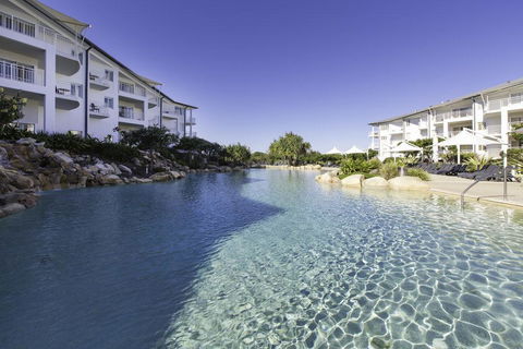 RESORT ON THE BEACH 1219/20 - Accommodation Australia 0