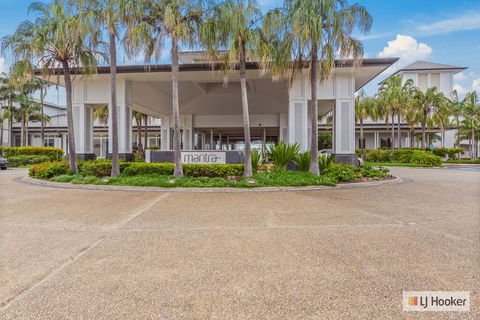 RESORT ON THE BEACH 1219/20 - Accommodation Australia 1