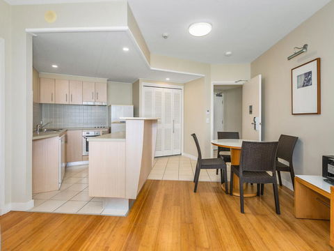 RESORT ON THE BEACH 7225 Dual Room - Accommodation Australia 1