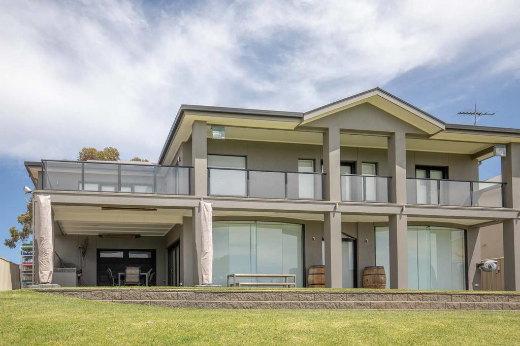 White Sands SA Australia Shopping