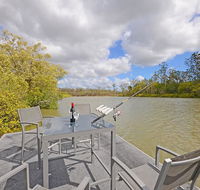River Front Tranquil Retreat - Local Tourism