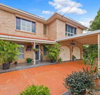 Riverside Haven - boating fishing beach cafes in walking range - Australia Shopping