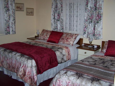 RJ's Bed & Breakfast - Local Tourism 2