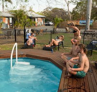 Rockhampton Backpackers YHA - Australia Shopping