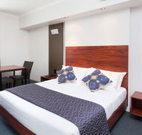 Rocklea International Motel - Bed n Breakfasts