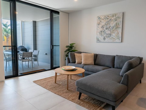 Rockpools 6 - Local Tourism 2