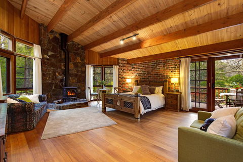 Rocky Creek Art Garden B&B - Accommodation Australia 0