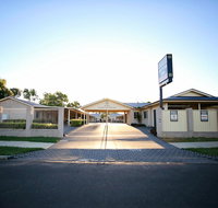 Roma Inland Motor Inn - Australia Shopping