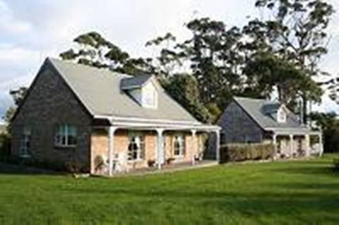 Rosebank Cottage Collection - Accommodation Australia 3
