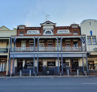Royal Hotel - Accommodation Australia