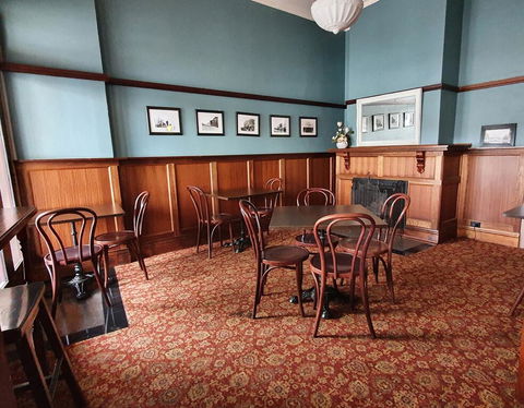 Royal Hotel - Accommodation Australia 1