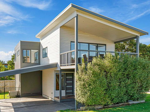 Saltwater Place - Local Tourism 0