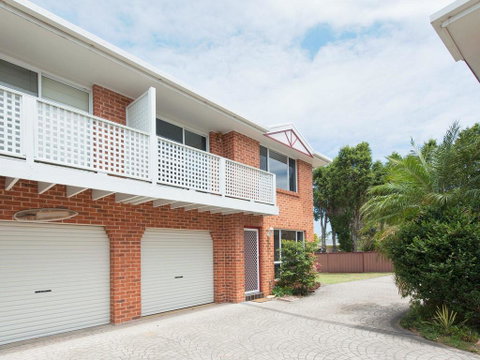 Sanctuary @ Fingal Bay - Accommodation Australia 3