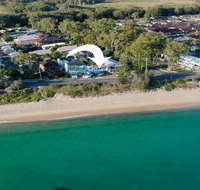 Sand Beach House - breathtaking view and amazing position directly opposite the beach - Accommodation Australia