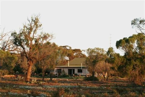 Sandalmere Cottage - Australia Shopping 0