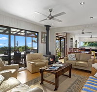 Sandy Feet Retreat - 13 Scenic View Drive - Accommodation Australia