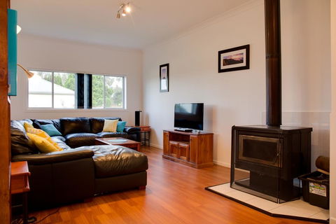 Sapphire Cottage - Accommodation Australia 1