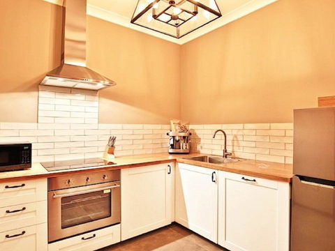 Sarnia - Period Home In Garden Oasis With Pool - Accommodation Australia 1