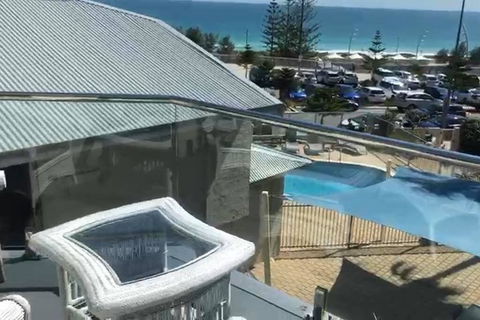 Scarborough Beach Front Resort - Shell Thirteen - Accommodation Australia 0