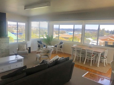 Scarlets By The Sea - Accommodation Australia 1