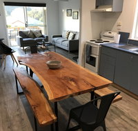 Schoolmasters Digs - Australia Shopping