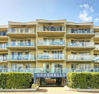 Sea Breeze Luxury Holiday Apartment - Accommodation Australia