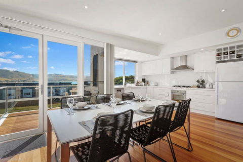 SEA NOOK - Seconds From The Beach - Accommodation Australia 2