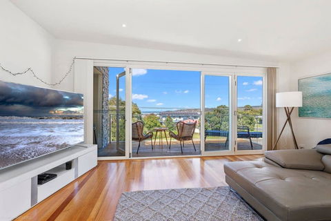 SEA NOOK - Seconds From The Beach - Accommodation Australia 1