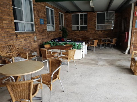 Seabreeze Beach Hotel - Accommodation Australia 3