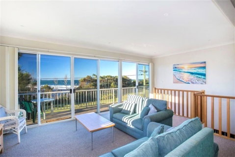 Seaside Beach House 25 Seaside Pde - Accommodation Australia 2