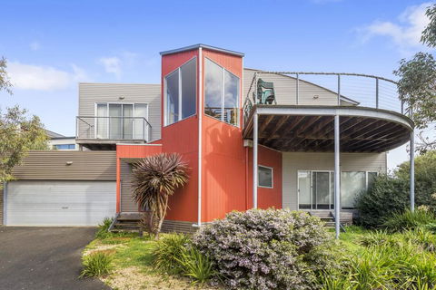 Seaside Pleasure - Accommodation Australia 0