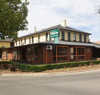 Seaton Arms Motor Inn - Accommodation Australia